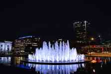 Hutchinson: Cityscape, city, Fountains