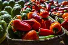 Hutchinson: Market, vegetables, peppers